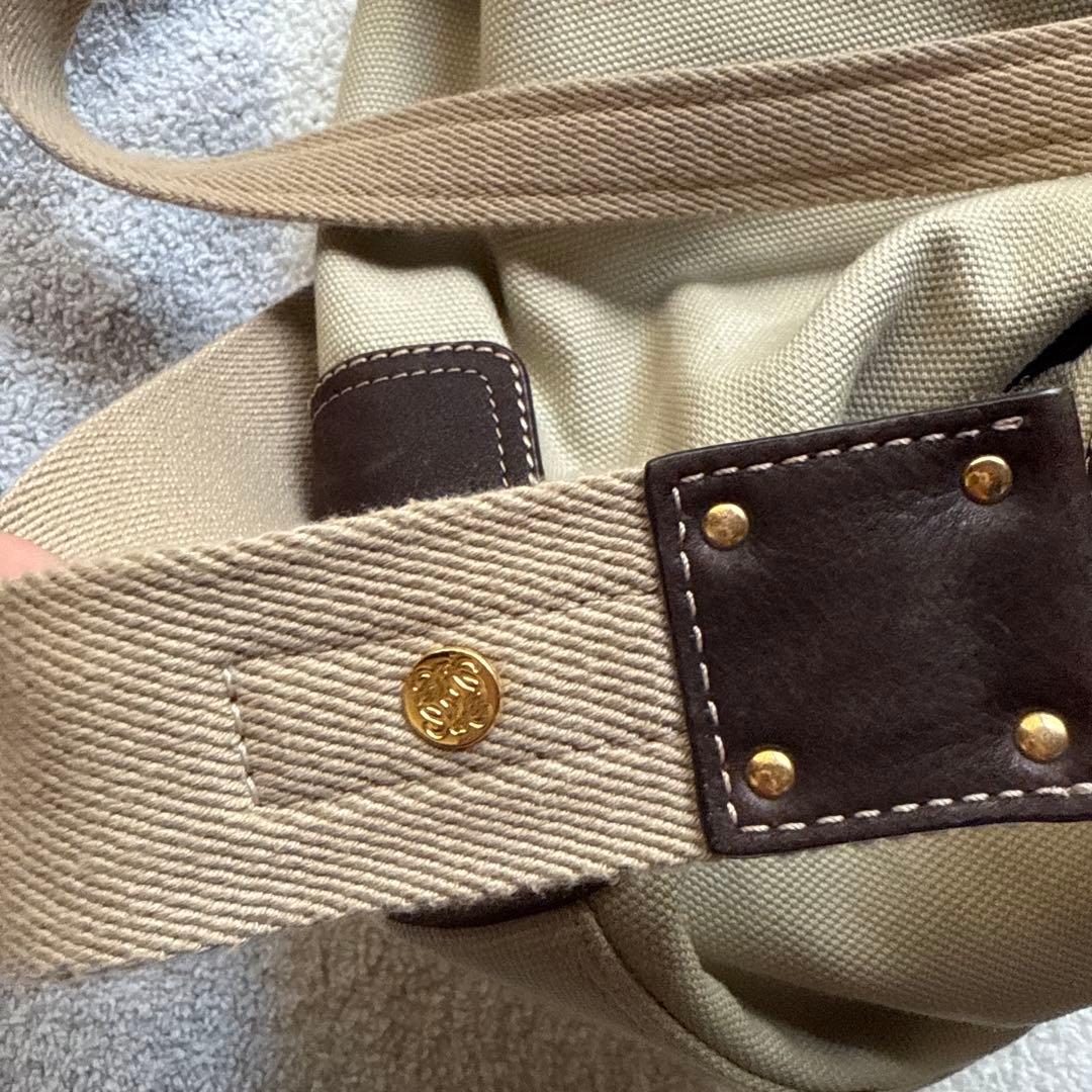 ロエベ キャンバス　バッグ