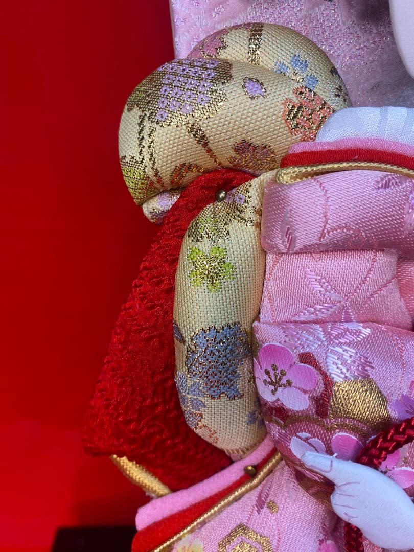 羽子板振袖金彩×かのこ刺繍アクリルケース１０号・間口約２６×奥約２１×高約４７㎝