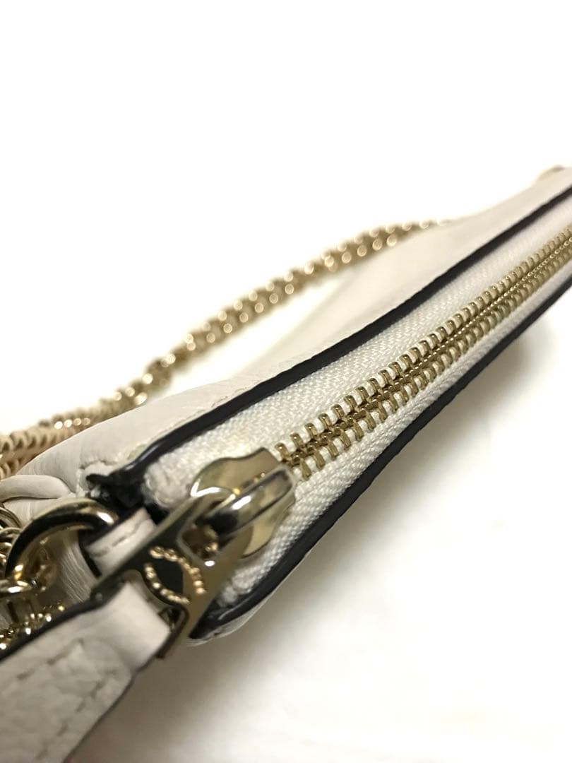 超美品コーチラージリストレットスターダストスタッズショルダーバッグオフホワイト白